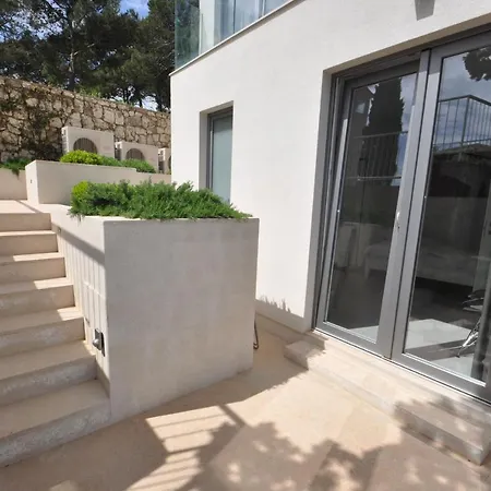 Design 1ˇˇˇˇ * Mali Lošinj